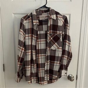 Abercrombie and Fitch: Plaid Women’s Shirt in Brown and White